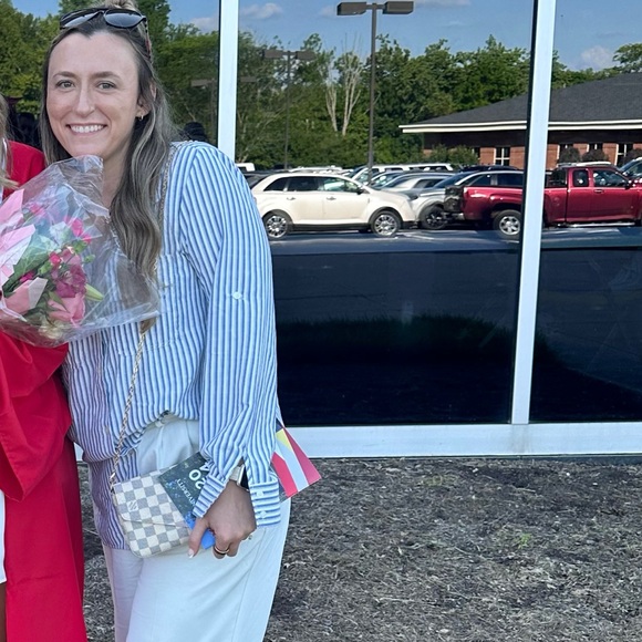 Meet your Posher, Audri - Picture 2 of 5